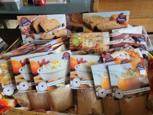 Country Home Creation Dips in Fall Flavors